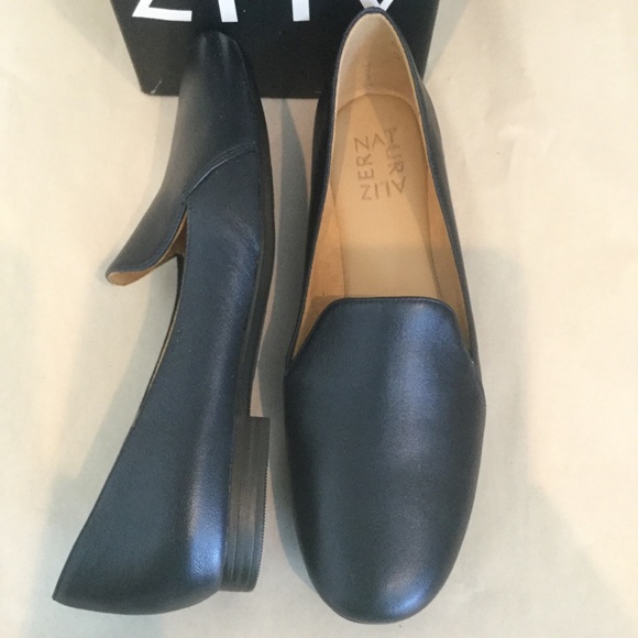 Naturalizer Shoes - 👆NWT Naturalizer Navy Emiline Flats